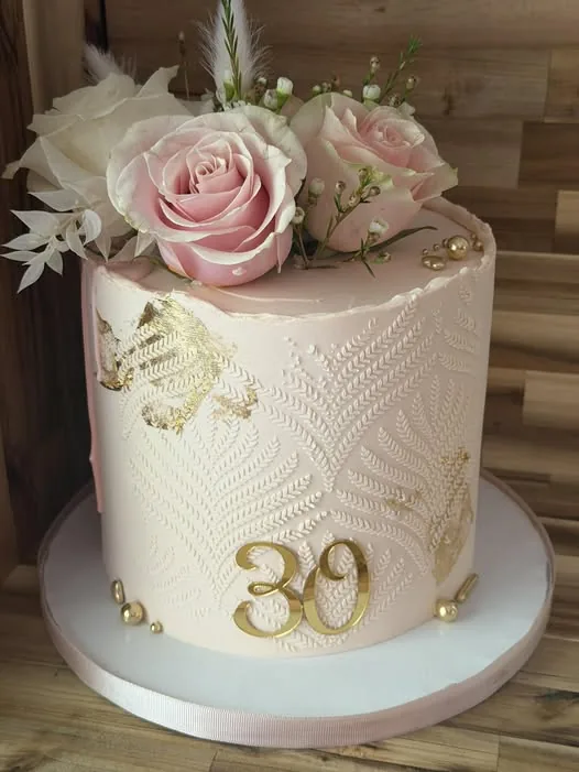 Custom cake handcrafted by Marta's Cakes in Jackson, New Jersey