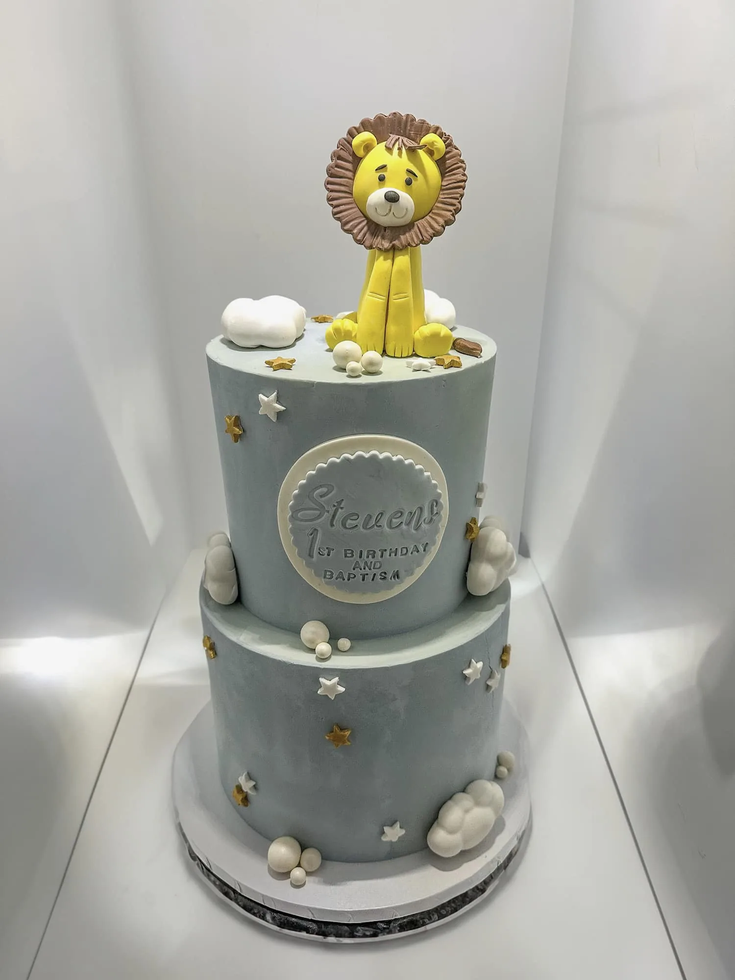 Custom cake handcrafted by Marta's Cakes in Jackson, New Jersey