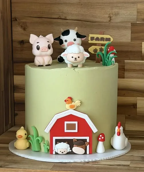 Custom cake handcrafted by Marta's Cakes in Jackson, New Jersey
