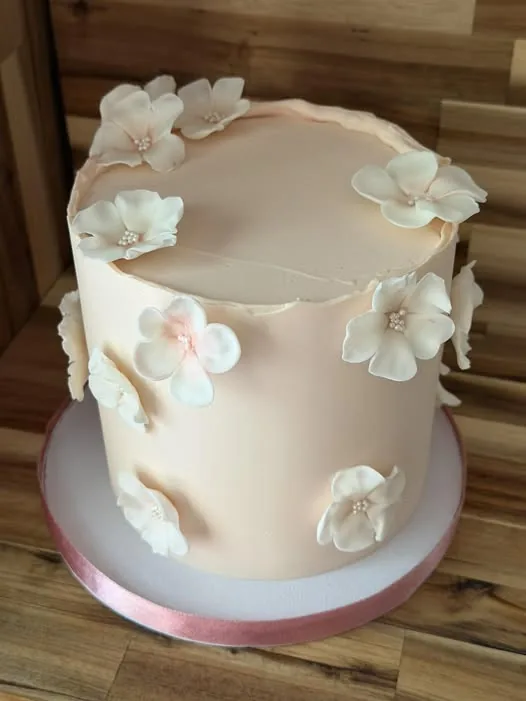 Custom cake handcrafted by Marta's Cakes in Jackson, New Jersey